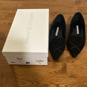 Manolo Blahnik Black Flats